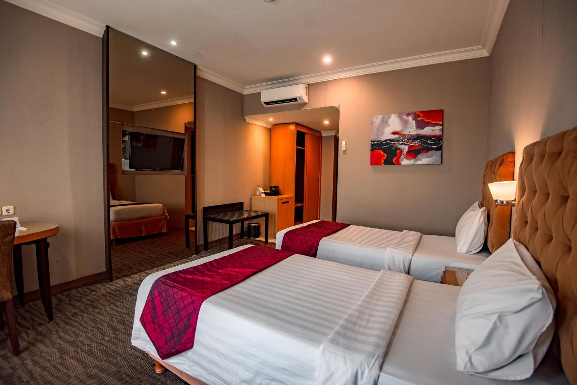 The Mirah Hotel Bogor Ngoại thất bức ảnh