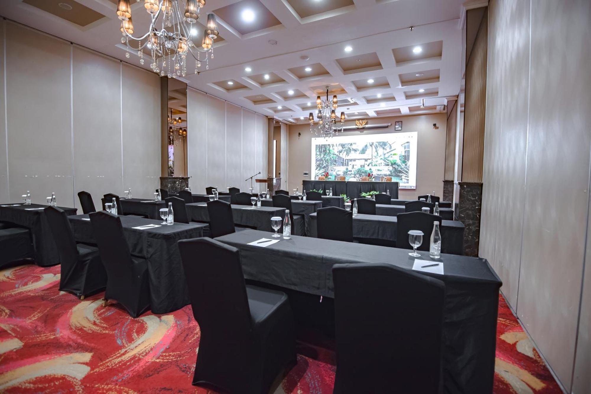 The Mirah Hotel Bogor Ngoại thất bức ảnh